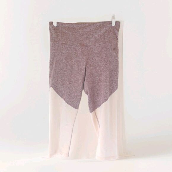 C9 Champion Capri Legging Women Size L High Rise Studio Fit Cell Phone Pocket - Picture 1 of 8